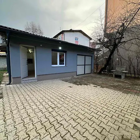 Apartment Ana *